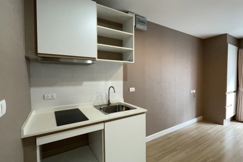 Estudio en el condominio en Watthana, Bangkok, Tailandia № 205725 - foto 5