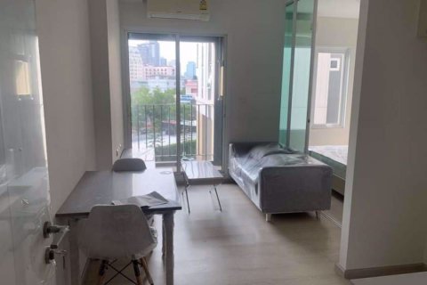 Condominio de 1 dormitorio en Bangkok, Tailandia en Chapter One ECO Ratchada - Huaikwang № 67389
