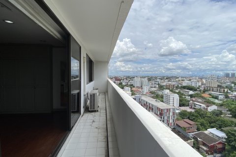 Eigentumswohnung in Watthana, Bangkok, Thailand, 3 Schlafzimmer  № 200590 - Foto 30