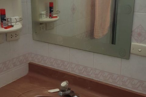 Eigentumswohnung in Watthana, Bangkok, Thailand, 3 Schlafzimmer  № 200590 - Foto 2