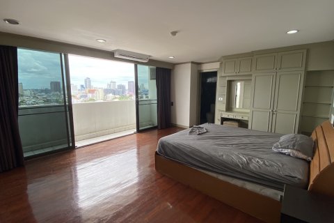 Eigentumswohnung in Watthana, Bangkok, Thailand, 3 Schlafzimmer  № 200590 - Foto 25