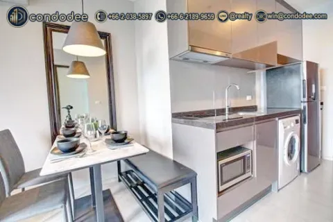 Condo in Watthana, Bangkok, Thailand, 2 bedrooms № 200593 - photo 5