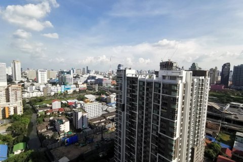 Condominio de 1 dormitorio en Ratchathewi, Bangkok, Tailandia № 200589 - foto 16