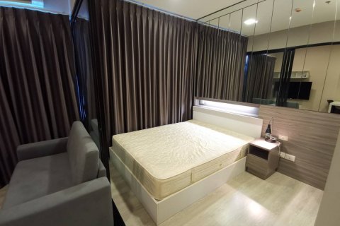 Condominio de 1 dormitorio en Ratchathewi, Bangkok, Tailandia № 200589 - foto 5