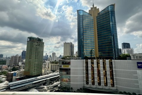 Condominio de 2 dormitorios en Watthana, Bangkok, Tailandia № 201006 - foto 6