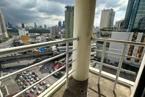 Condominio de 2 dormitorios en Watthana, Bangkok, Tailandia № 201006 - foto 5