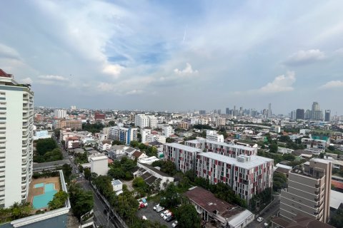 Condo à Watthana, Bangkok, Thaïlande, 3 chambres № 201007 - photo 24