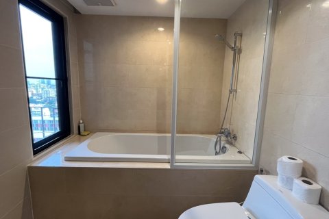 Condo à Watthana, Bangkok, Thaïlande, 3 chambres № 201007 - photo 8
