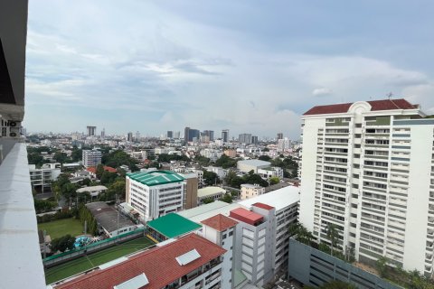 Condo à Watthana, Bangkok, Thaïlande, 3 chambres № 201007 - photo 25