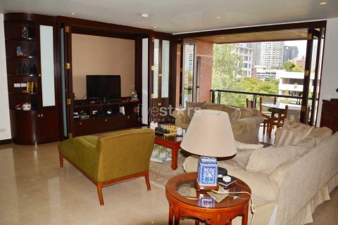 Condominio de 3 dormitorios en Bangkok, Tailandia № 67032 - foto 4