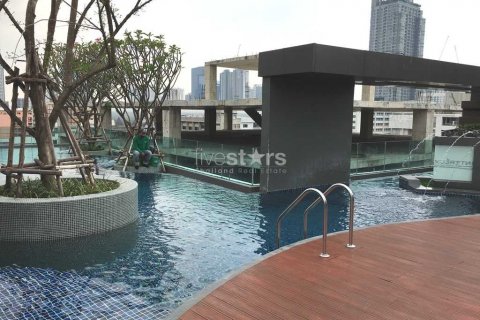 Condominio de 2 dormitorios en Bangkok, Tailandia № 67036 - foto 10