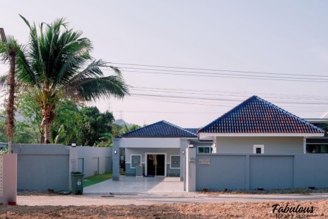 Chalet de 4 dormitorios en Pa Klok, Tailandia № 179213 - foto 6
