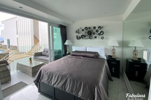 Condominio de 1 dormitorio en Kata, Tailandia № 179211 - foto 3