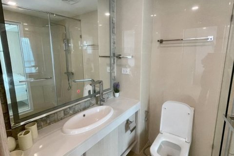 Apartamento de 1 dormitorio en Pattaya, Tailandia № 170337 - foto 16