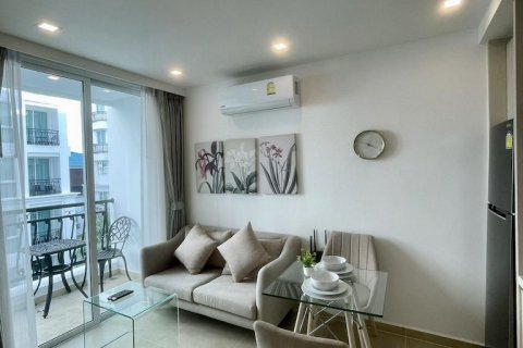 Apartamento de 1 dormitorio en Pattaya, Tailandia № 170337 - foto 2