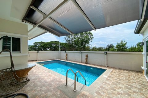 Chalet de 3 dormitorios en Hua Hin, Tailandia № 168301 - foto 4