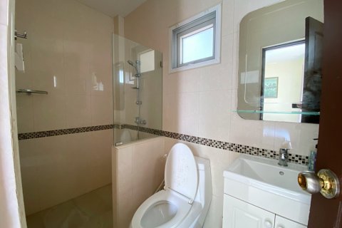 Chalet de 3 dormitorios en Hua Hin, Tailandia № 168301 - foto 18