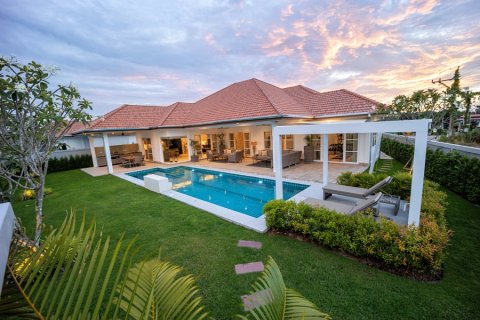 Villa in Hua Hin, Thailand 3 Schlafzimmer № 168299