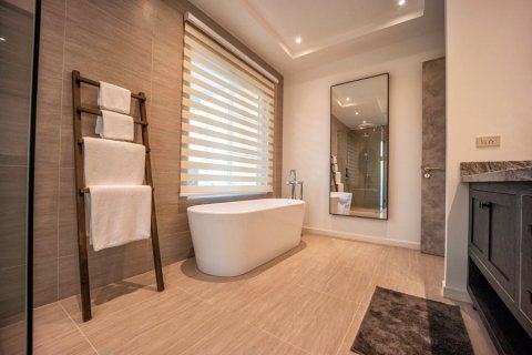 Chalet de 3 dormitorios en Hua Hin, Tailandia № 168299 - foto 14
