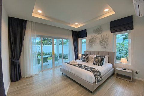 Chalet de 3 dormitorios en Hua Hin, Tailandia № 168298 - foto 22