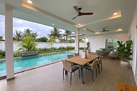 Chalet de 3 dormitorios en Hua Hin, Tailandia № 168298 - foto 7