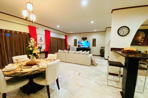 Villa in Hua Hin, Thailand 3 Schlafzimmer № 168300 - Foto 9