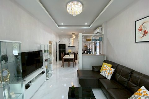 Chalet de 2 dormitorios en Hua Hin, Tailandia № 168335 - foto 6