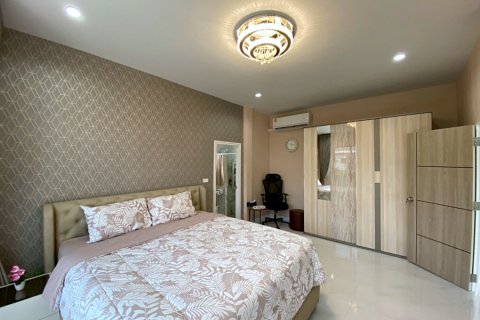 Chalet de 2 dormitorios en Hua Hin, Tailandia № 168335 - foto 17