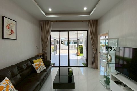 Chalet de 2 dormitorios en Hua Hin, Tailandia № 168335 - foto 8