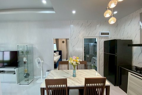 Chalet de 2 dormitorios en Hua Hin, Tailandia № 168335 - foto 10