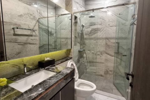 Condominio de 3 dormitorios en Watthana, Bangkok, Tailandia № 133746 - foto 10