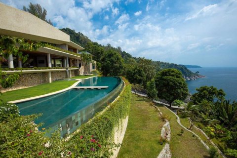Chalet de 5 dormitorios en Kamala, Tailandia № 133747 - foto 30
