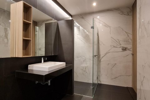 Condominio de 1 dormitorio en Bangkok, Tailandia № 233253 - foto 17