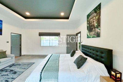 Casa de 3 dormitorios en Pattaya, Tailandia № 233249 - foto 12