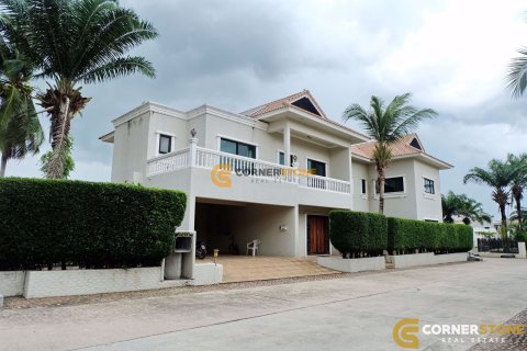 Studio in Pattaya, Thailand № 146533