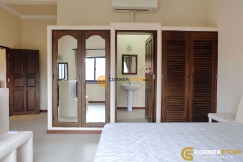 Estudio en Pattaya, Tailandia № 146533 - foto 30