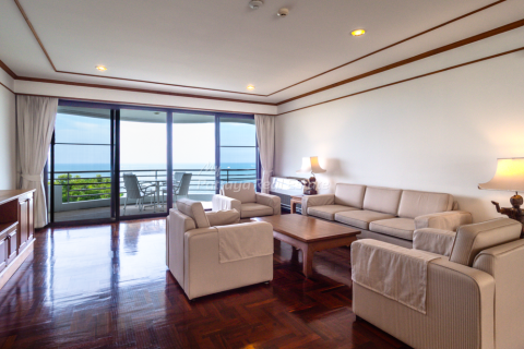 Condominio de 3 dormitorios en Pattaya, Tailandia № 146536 - foto 3
