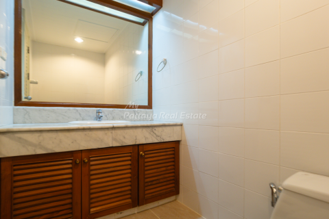 Condominio de 3 dormitorios en Pattaya, Tailandia № 146536 - foto 2