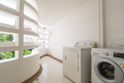 Condominio de 3 dormitorios en Pattaya, Tailandia № 146536 - foto 25