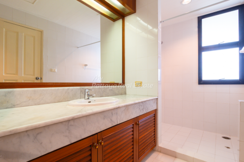 Condominio de 3 dormitorios en Pattaya, Tailandia № 146536 - foto 22