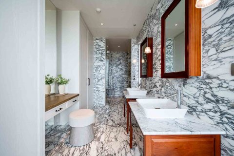 Eigentumswohnung in Watthana, Bangkok, Thailand, 3 Schlafzimmer  № 133639 - Foto 11