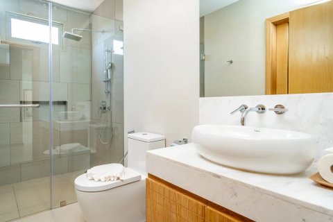 Chalet de 4 dormitorios en Phuket, Tailandia № 133633 - foto 18