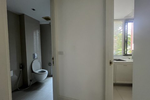 Condominio de 3 dormitorios en Bang Rak, Bangkok, Tailandia № 133635 - foto 7