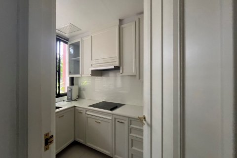 Condominio de 3 dormitorios en Bang Rak, Bangkok, Tailandia № 133635 - foto 2