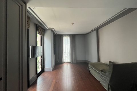 Condominio de 3 dormitorios en Bang Rak, Bangkok, Tailandia № 133635 - foto 9