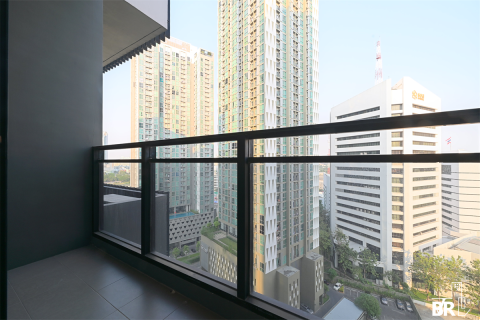 Eigentumswohnung in Bangkok, Thailand, 1 Schlafzimmer № 199842 - Foto 2