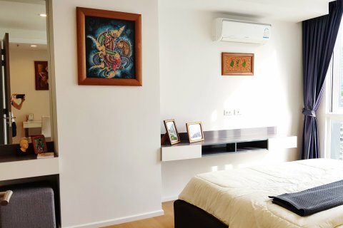 Estudio en el condominio en Watthana, Bangkok, Tailandia № 173401 - foto 12