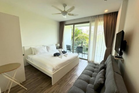 Studio in the Condo in Kathu, Thailand № 173404
