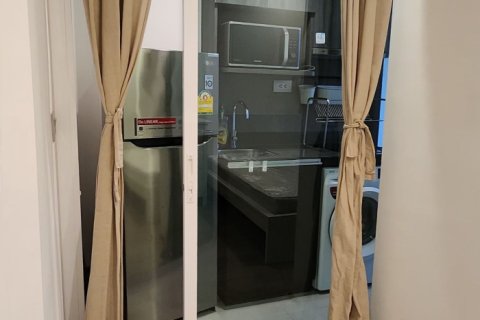 Estudio en el condominio en Bang Rak, Bangkok, Tailandia № 164507 - foto 7