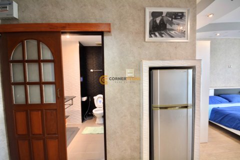 Condominio de 1 dormitorio en Jomtien Beach, Pattaya, Tailandia № 204909 - foto 6